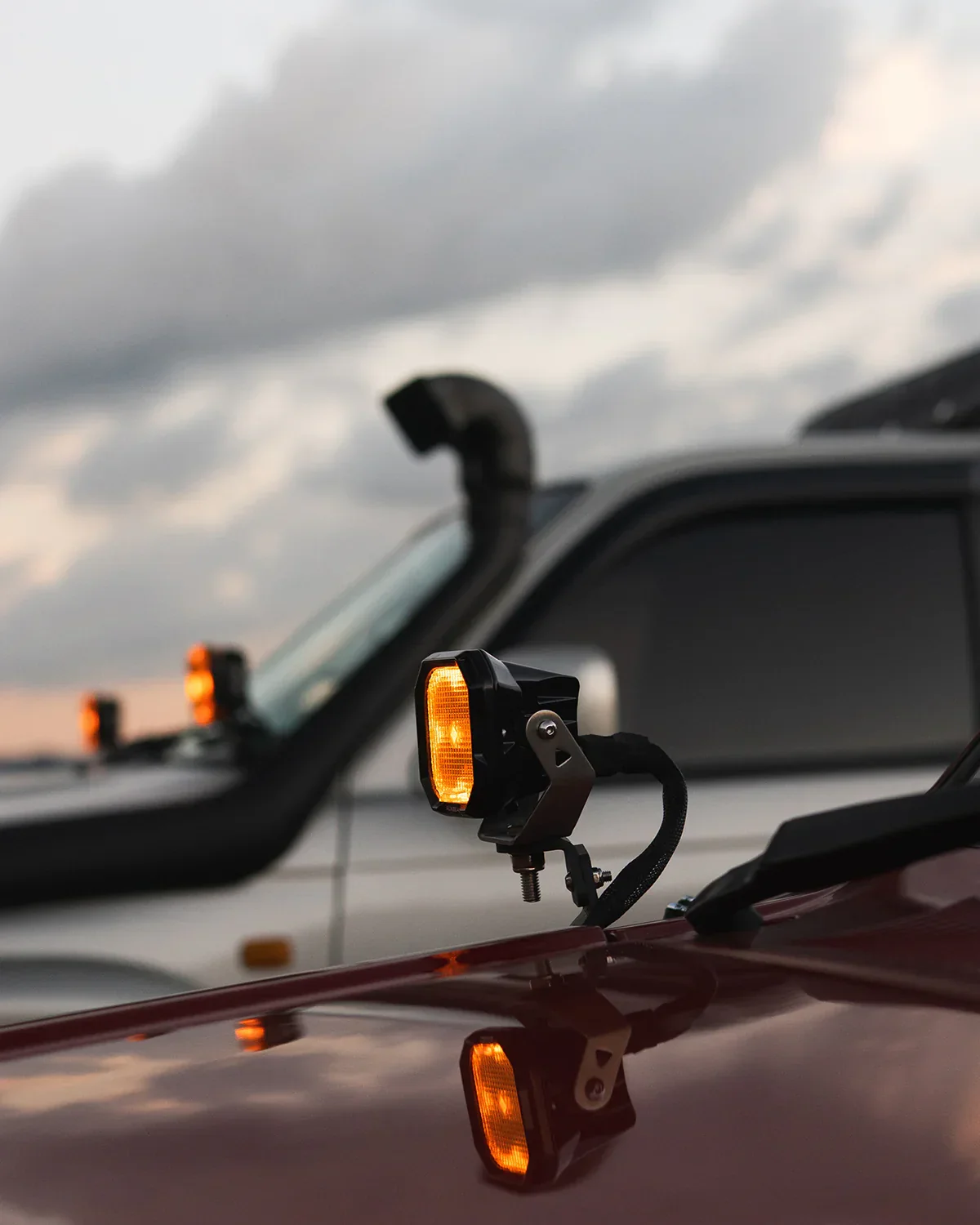 Color Play Series 3 Inch 100W LED Pod Lights Off Road Lights with White DRL & Amber Turn Signal Lights - Image 4