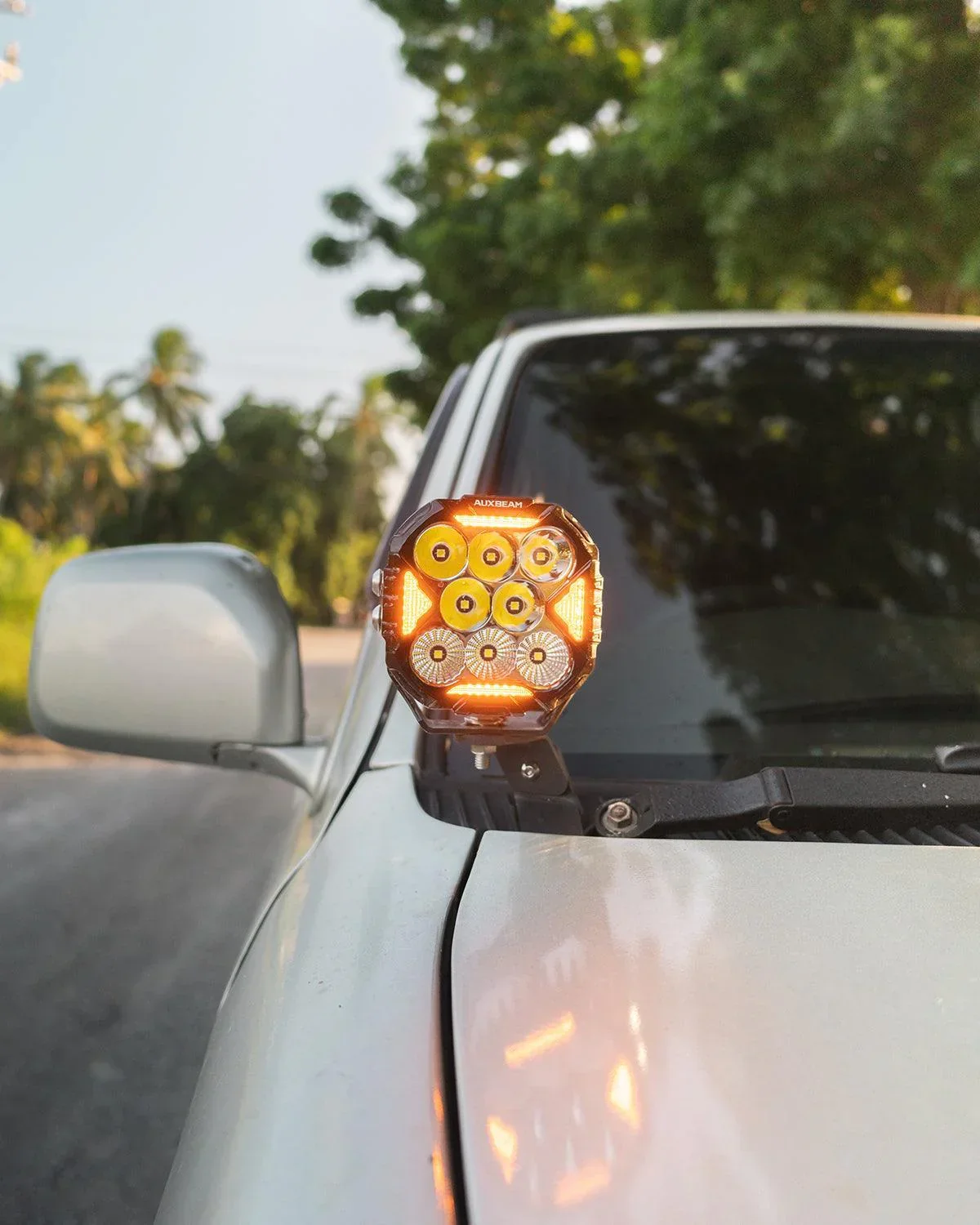 CUBE-Z Series 4 Inch LED Pod Lights Off Road Lights with White DRL & Amber Turn Signal Lights - Image 4