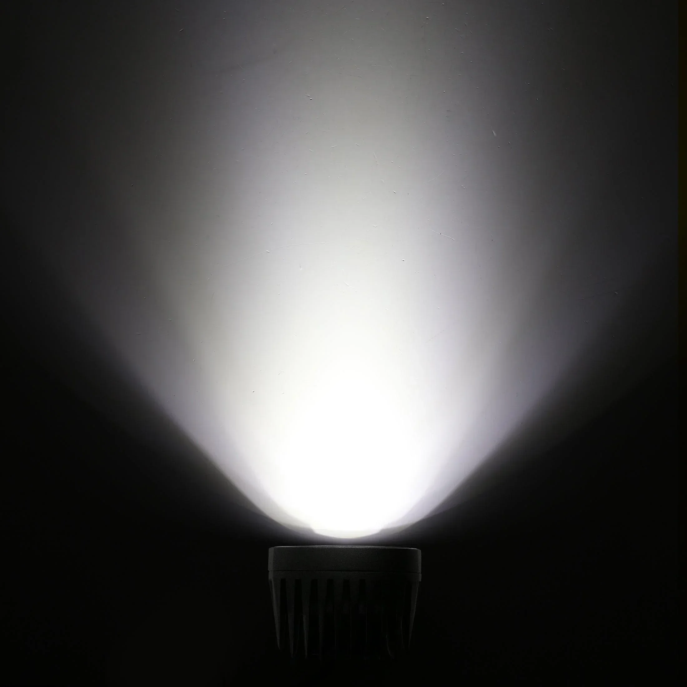 P4 Series | 4 Inch 90W 9000LM Round LED Driving Lights Flood White Pod Lights - Image 9